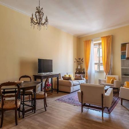 Elegante Appartamento Centrale Rome Exterior photo