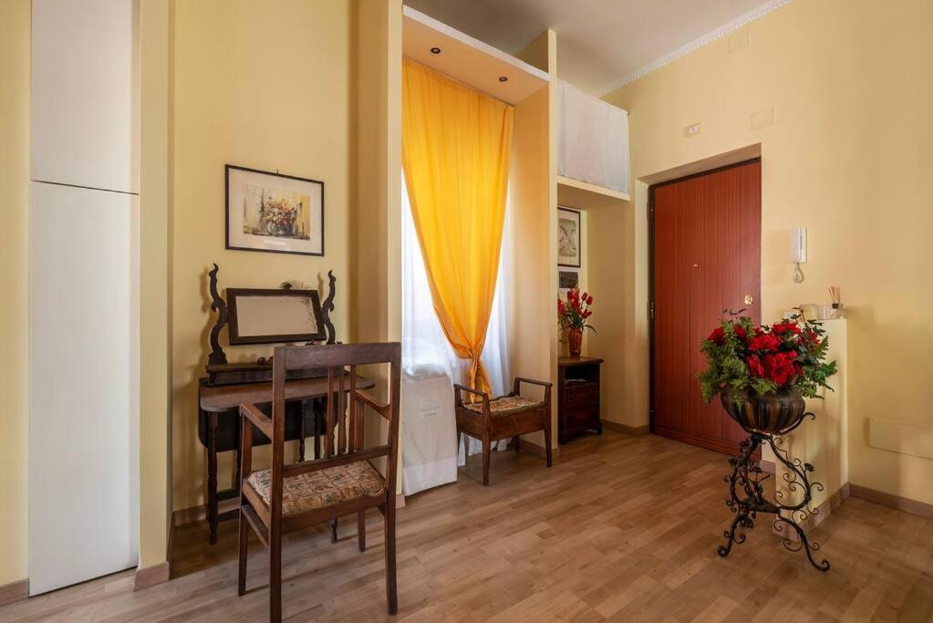 Elegante Appartamento Centrale Rome Exterior photo